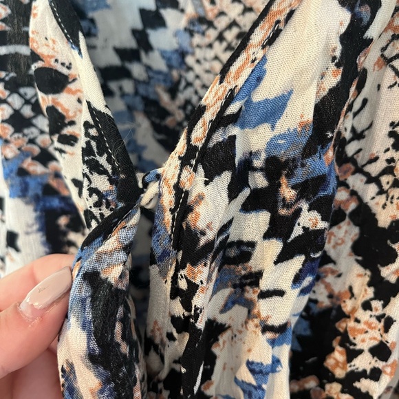 Women’s tank top crossed in the front. Multicolor! - Picture 4 of 5